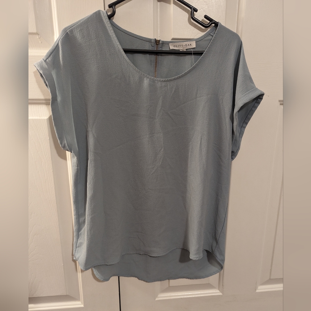 Olive + Oak blue blouse